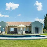 La Vie By Vintage Travel * סבורונטה