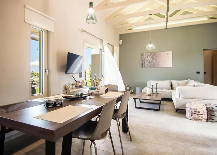 La Vie By Vintage Travel スヴォロナータ