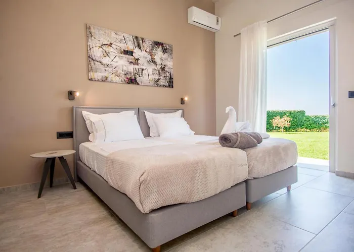 La Vie By Vintage Travel