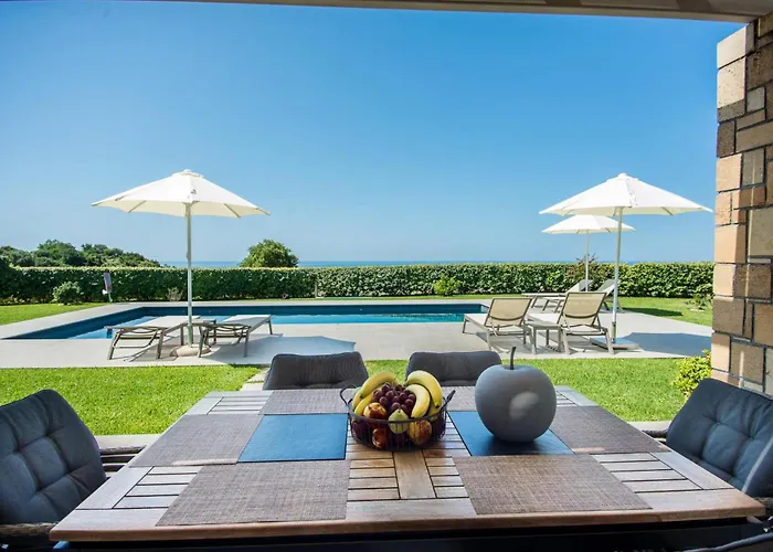 ヴィラ La Vie By Vintage Travel